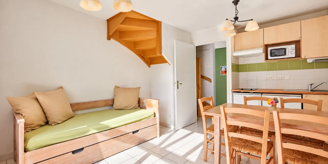 Séjour d'un appartement 2 pièces cabine – 6 personnes au Hameau du Lac